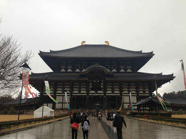 東大寺にて